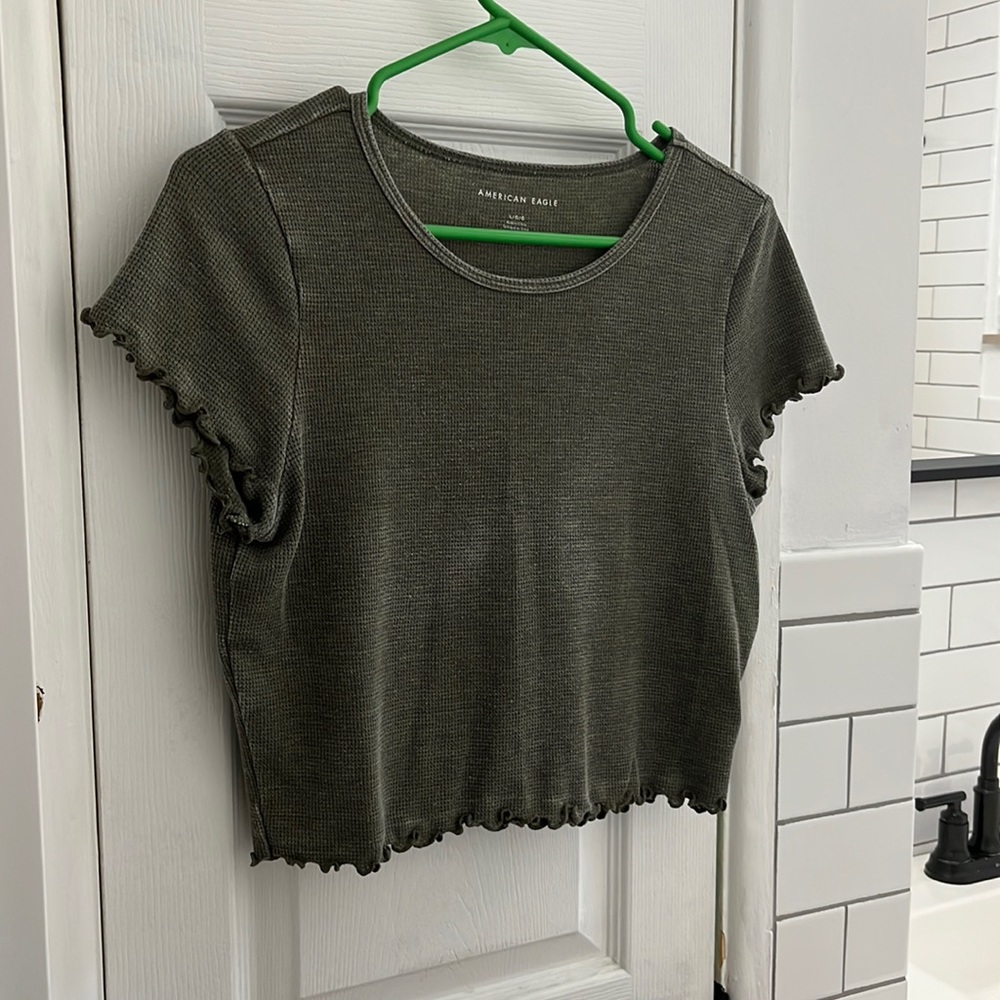 American eagle crop top